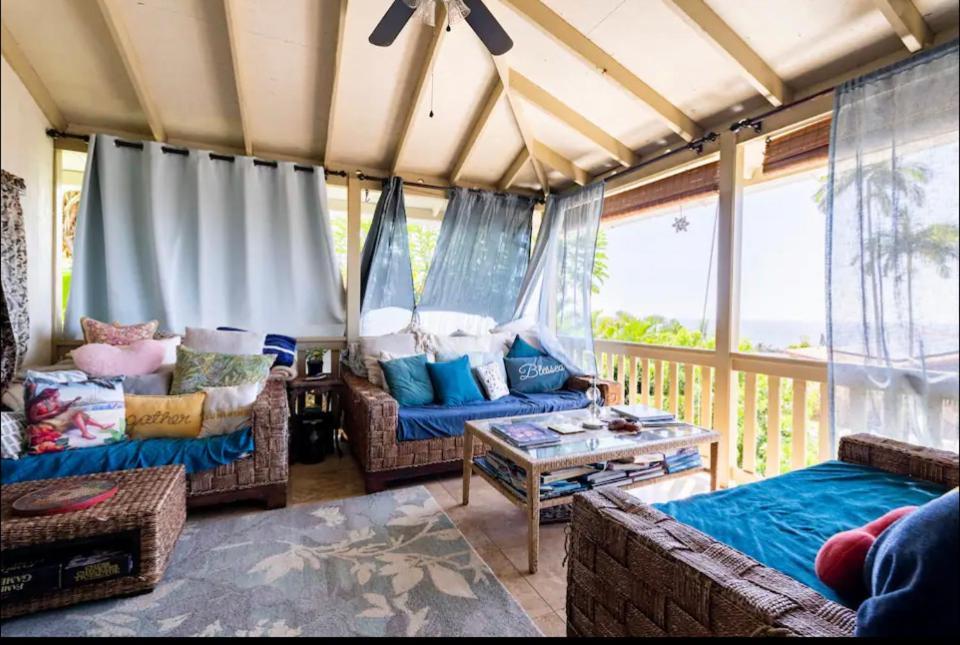 Отель Kona Surf Ohana Каилуа-Кона Экстерьер фото